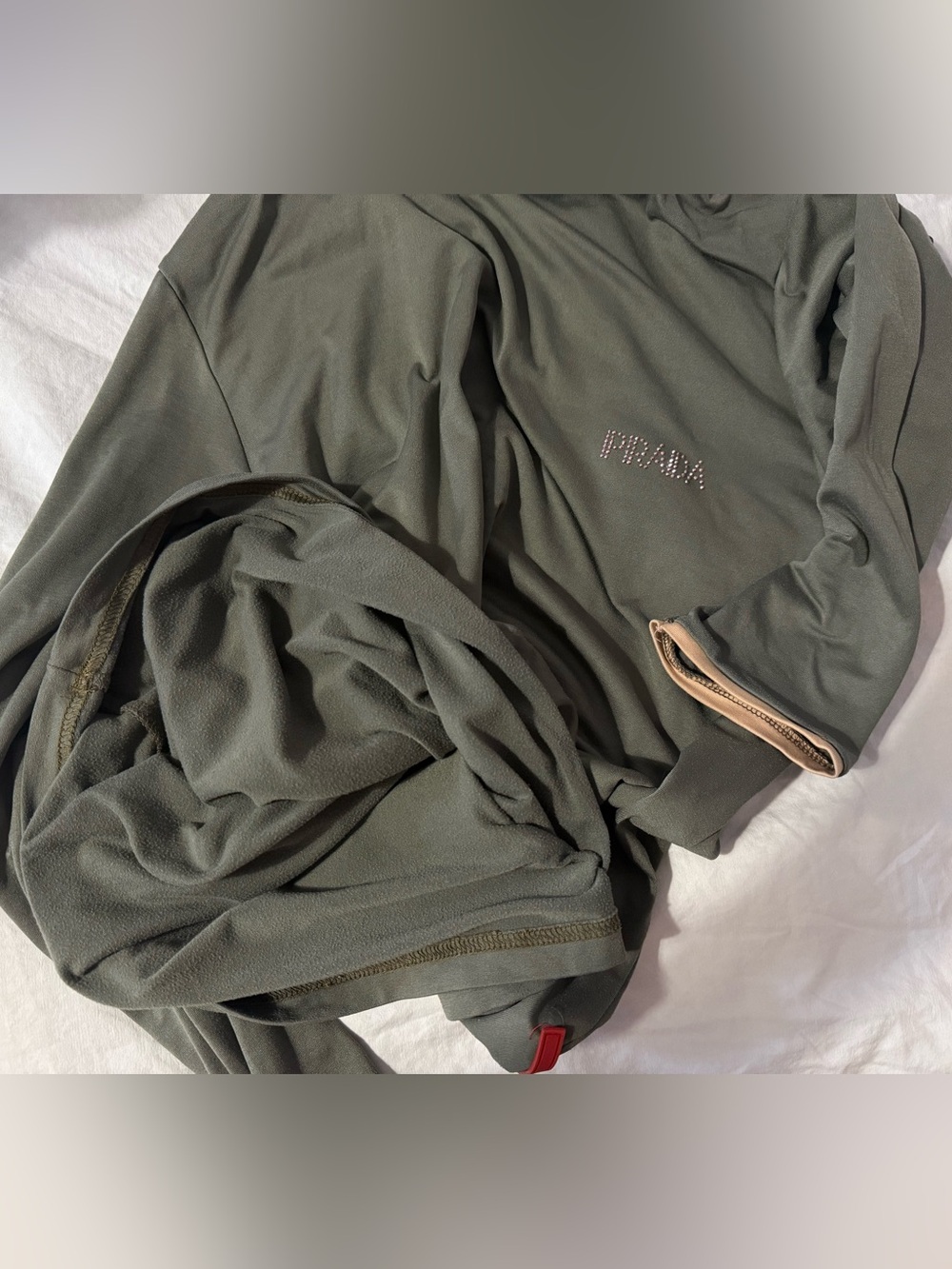 ✨✨PRADA LongSleeve✨✨ - Picture 7 of 8